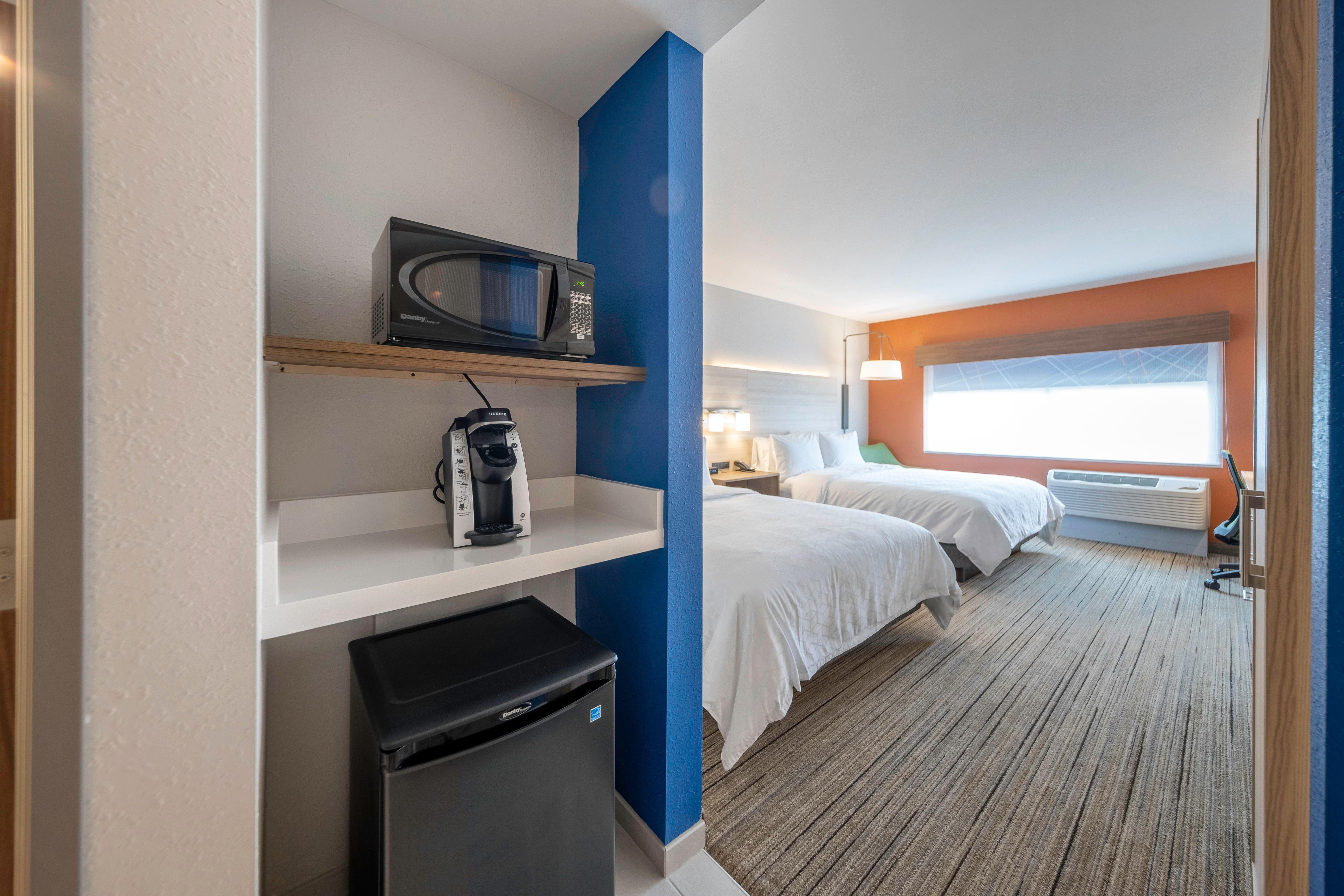 Holiday Inn Express & Suites - Staunton By Ihg מראה חיצוני תמונה
